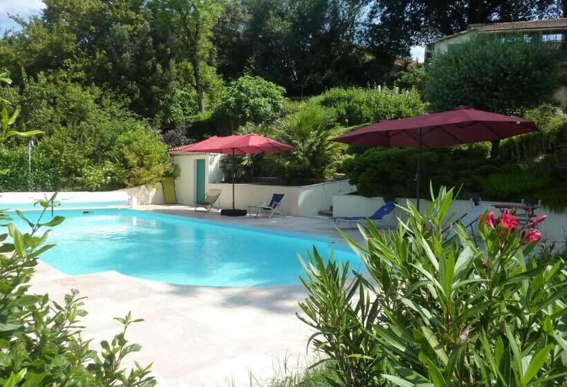 مبيت وإفطار Beaux Chênes