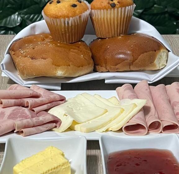 تختخواب و صبحانه Marluc Casa De Descanso