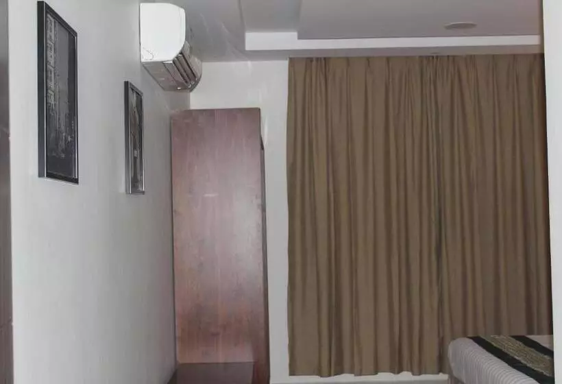 Delta Hotel Suites