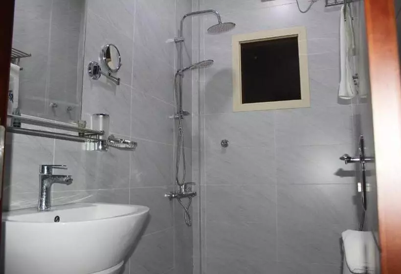 Delta Hotel Suites