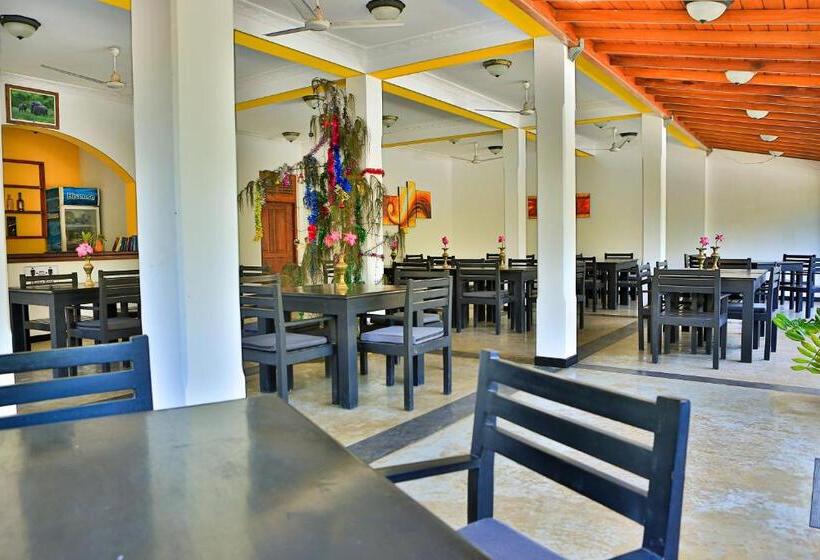 Отель Esprit Bentota