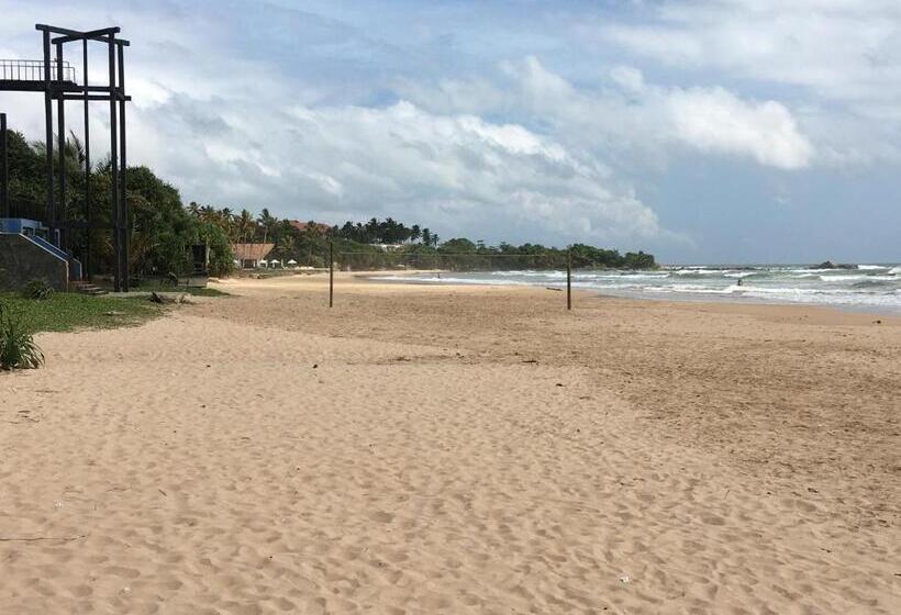 Отель Esprit Bentota