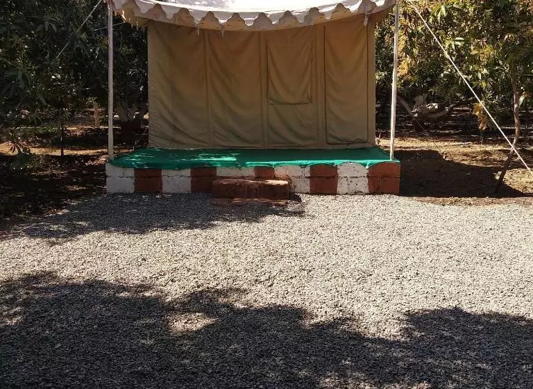 Hotelli Gir Madhuli Farmhouse