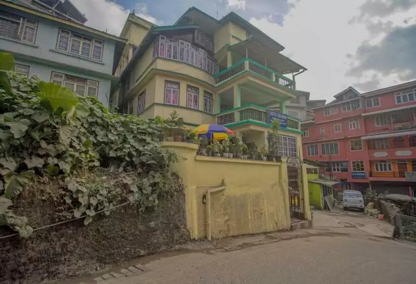 هتل Goroomgo Siljong Gangtok