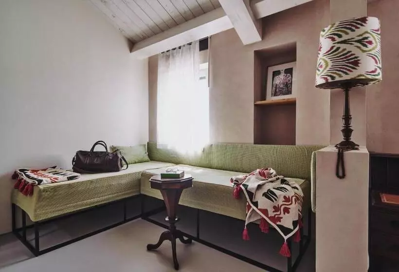 ホテル Monna Terra B&b