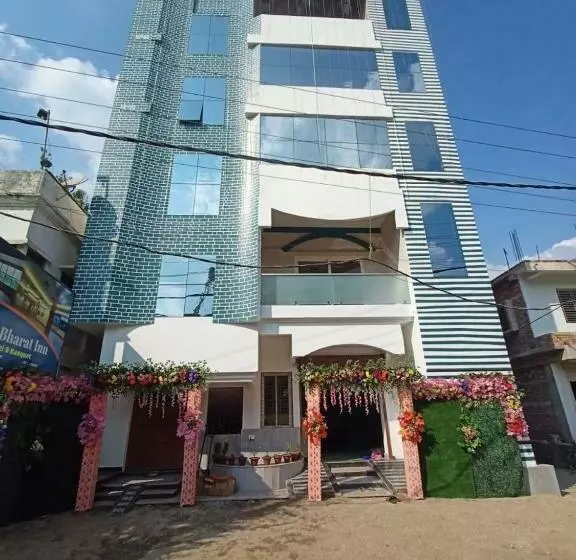 ホテル Namaste Bharat Inn