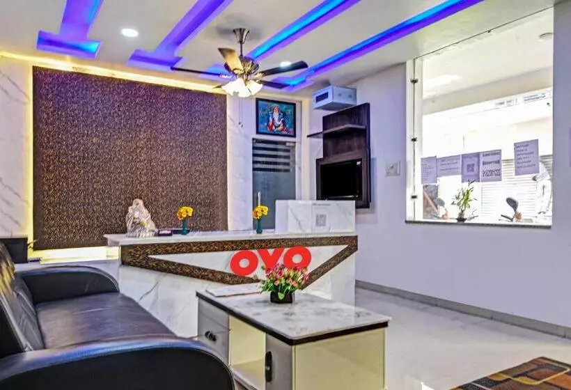 Aura Hotel Rajdhani Residency