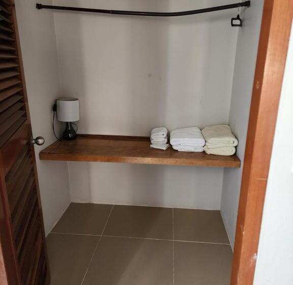 ホテル Seremei Villas