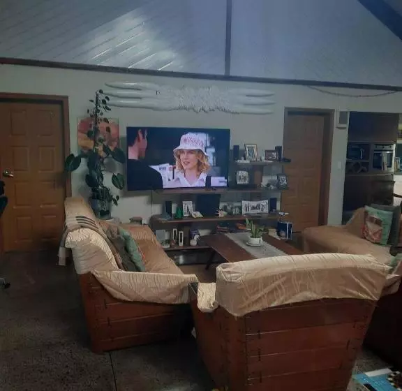 Orchid Island B&b On The River With Pool & Jetty