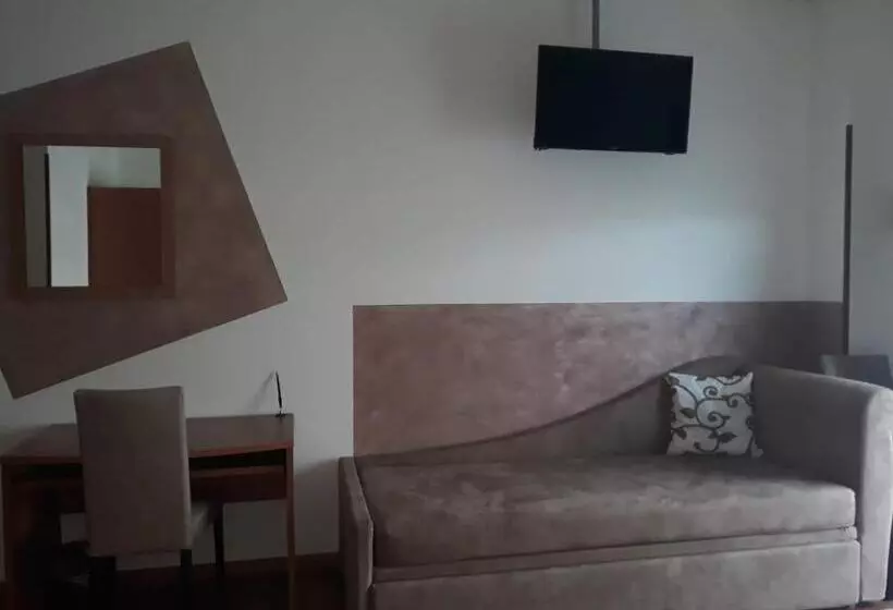 Majatalo Adams Rooms   Affittacamere