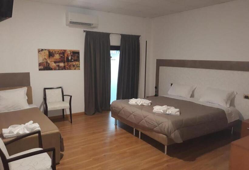 פנסיון Adams Rooms   Affittacamere