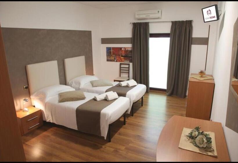 פנסיון Adams Rooms   Affittacamere