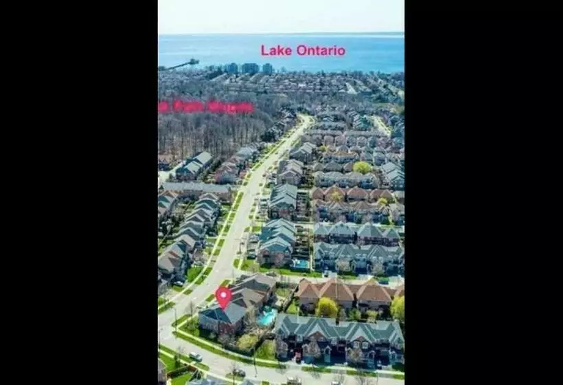 ペンション Cozy Apartment In Oakville , Ontario , Canada