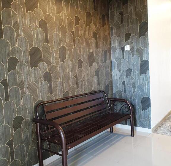 بنسيون Garden 96 Inn