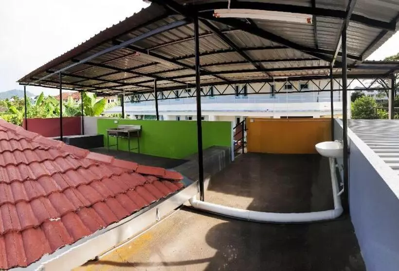 Majatalo Garden 96 Inn