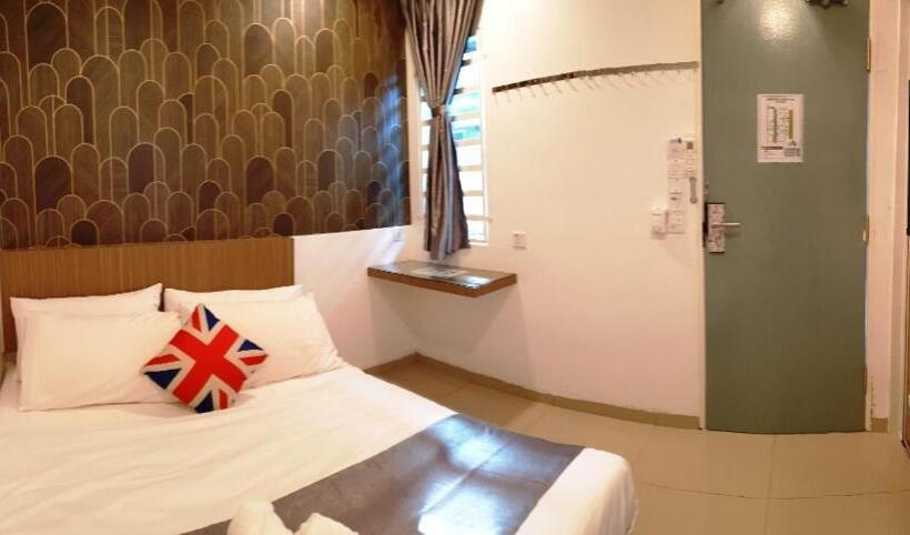 بنسيون Garden 96 Inn