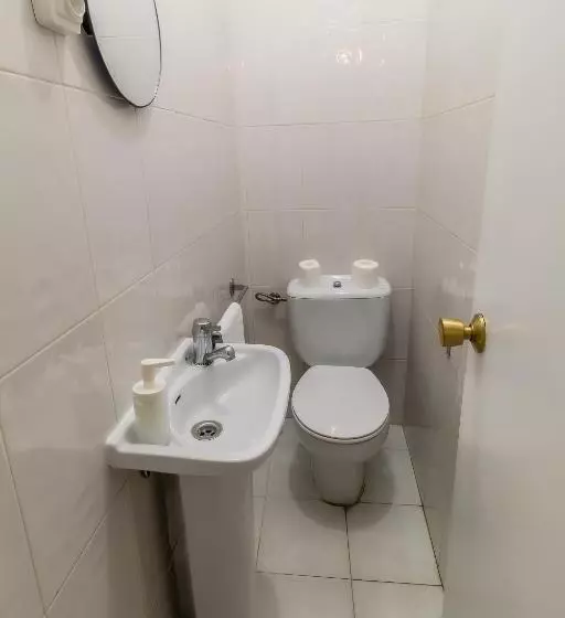 Majatalo Hostal San Pelayo