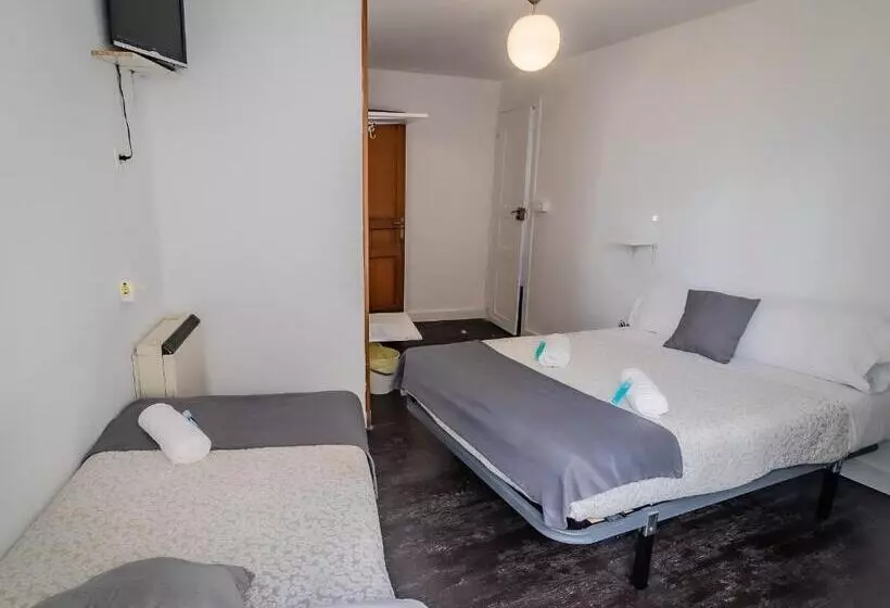 Majatalo Hostal San Pelayo