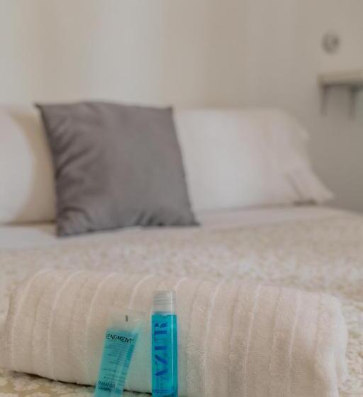 بنسيون Hostal San Pelayo