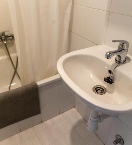 بنسيون Hostal San Pelayo