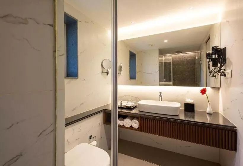 ホテル Artistry Suites