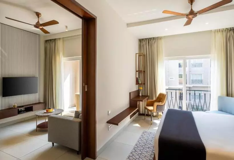 ホテル Artistry Suites