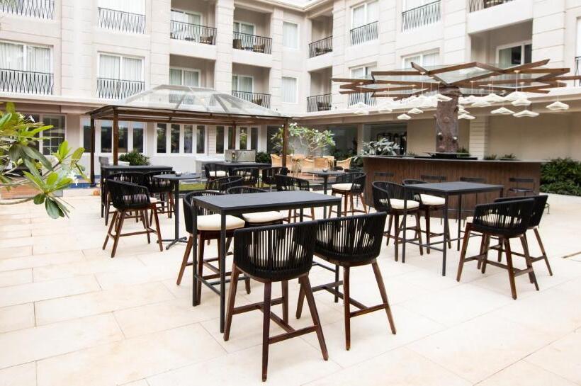 فندق Artistry Suites