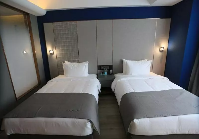 Lanou Hotel Lianyungang Donghai Crystal City