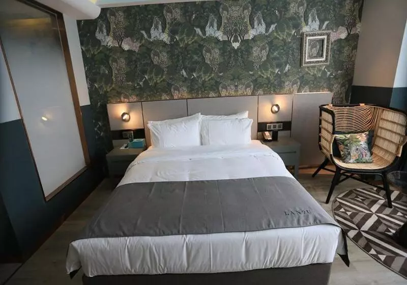 Lanou Hotel Lianyungang Donghai Crystal City