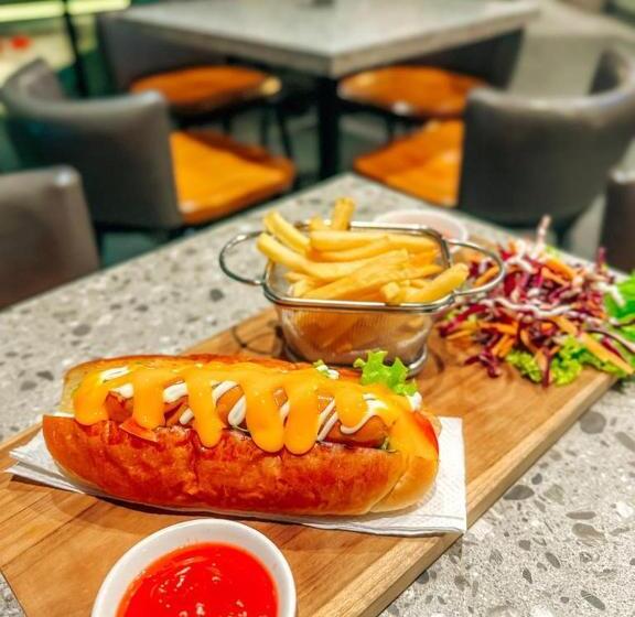 Malyabhara Hotel   Formerly Ibis Malioboro