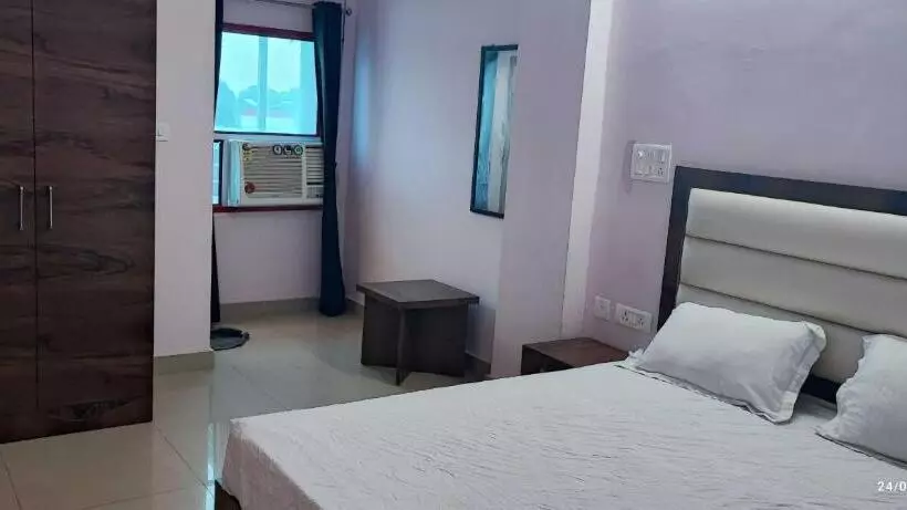 ホテル Oyo 70116 Vrindavan Resorts