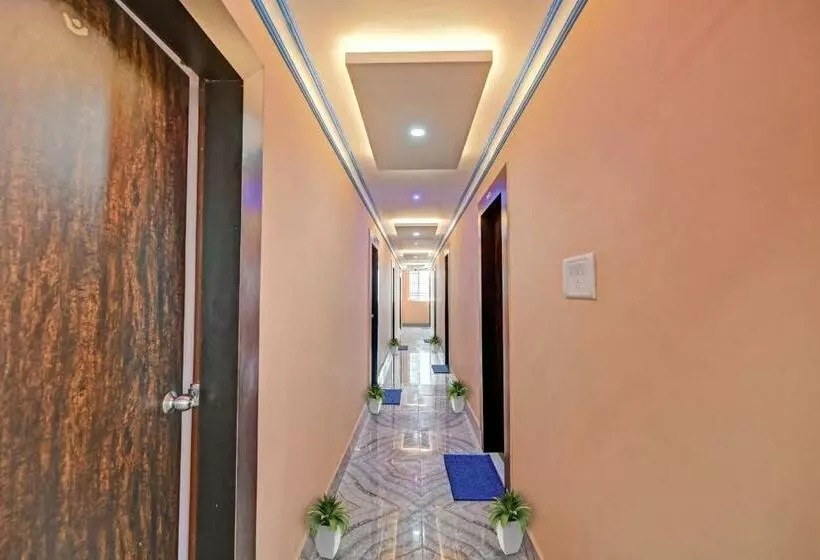 ホテル Oyo 70231 Shanti Guest House