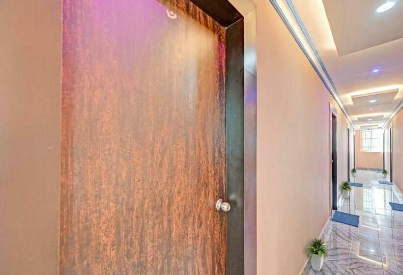 فندق Oyo 70231 Shanti Guest House