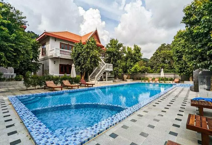 Kep Kiri Resort