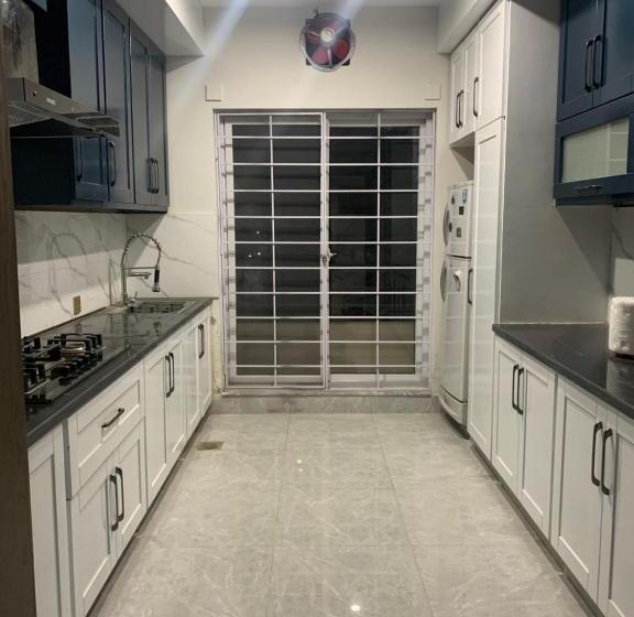 膳宿费 Luxurious Living In Heart Of Islamabad