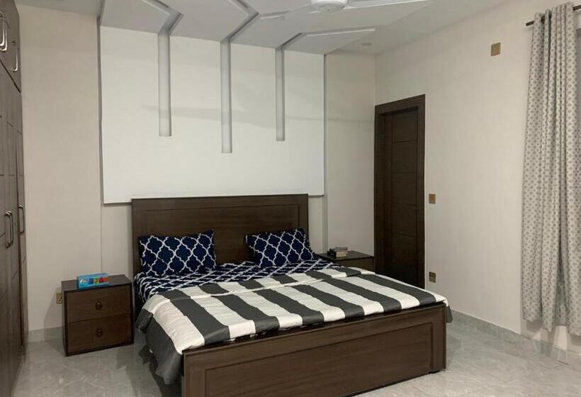 膳宿费 Luxurious Living In Heart Of Islamabad