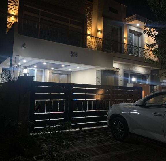 膳宿费 Luxurious Living In Heart Of Islamabad