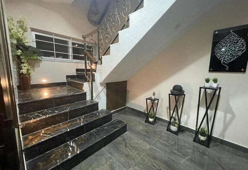 膳宿费 Luxurious Living In Heart Of Islamabad