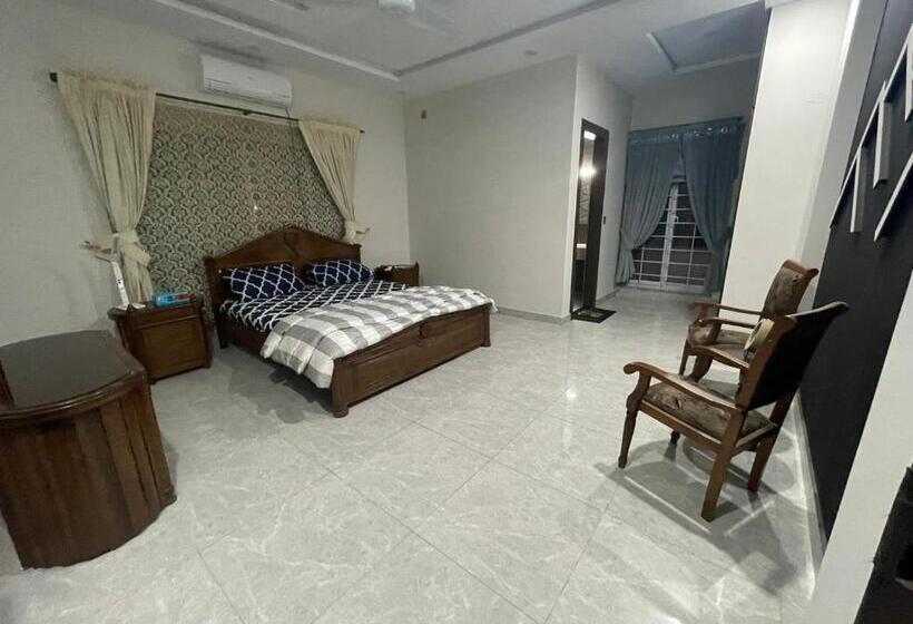 膳宿费 Luxurious Living In Heart Of Islamabad
