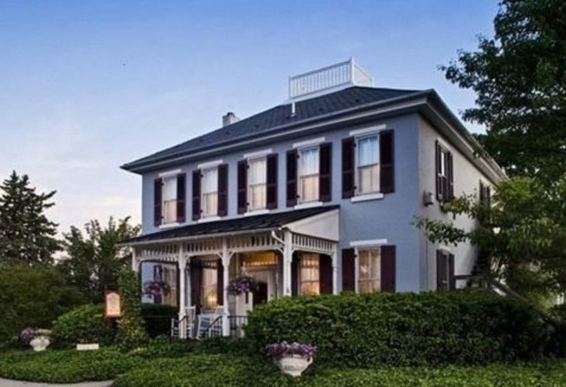 住宿加早餐  The Artist's Inn And Gallery