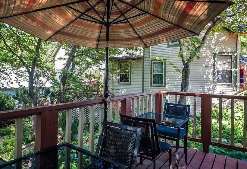 ベッドアンドブレックファースト Heart Of The Hills Inn