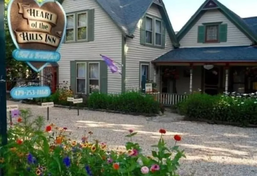 ベッドアンドブレックファースト Heart Of The Hills Inn