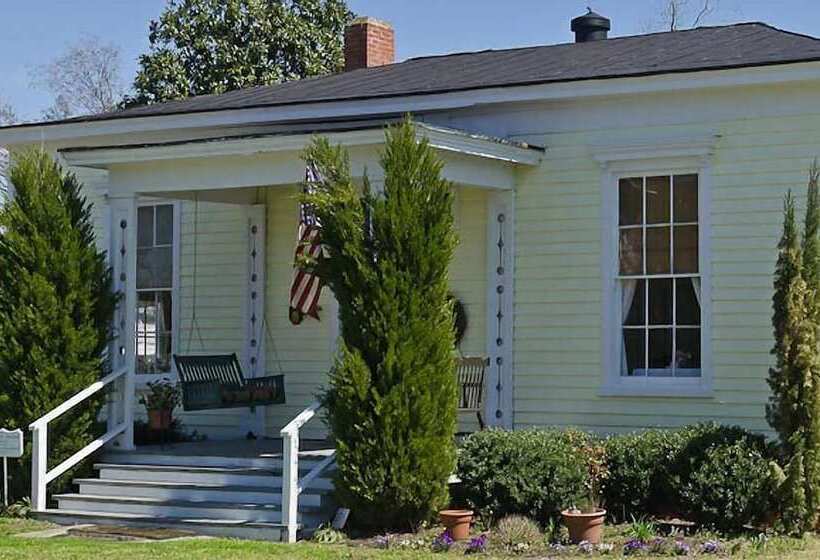 مبيت وإفطار Inner Banks Inn