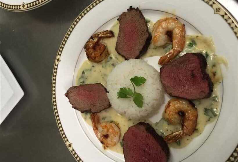 צימר The Lafayette Inn & Restaurant