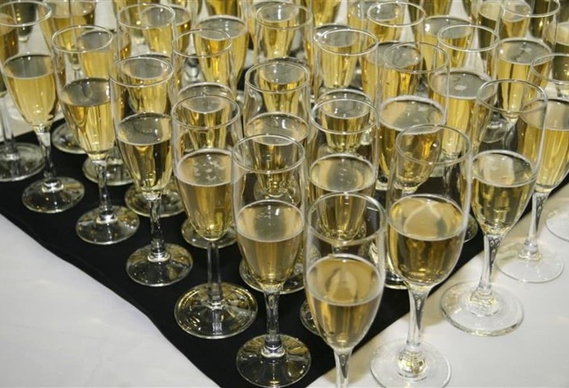 צימר The Lafayette Inn & Restaurant