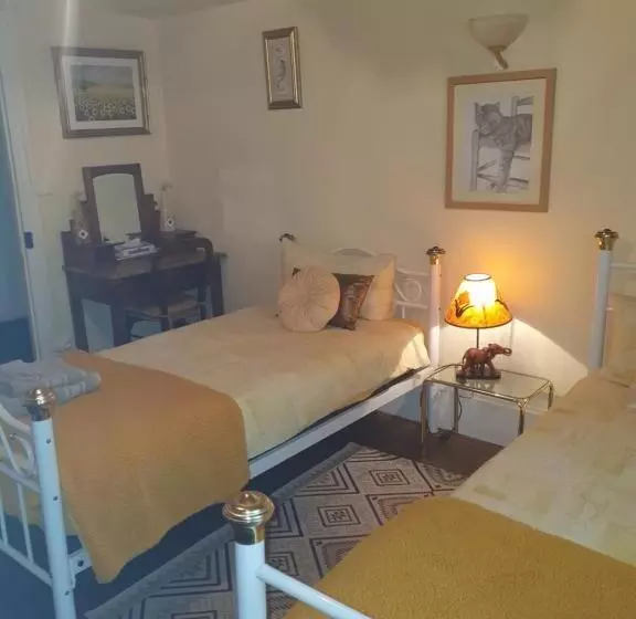 ベッドアンドブレックファースト Sunset House Chambres De Hotes