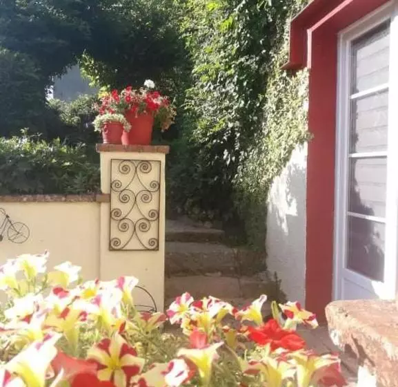 ベッドアンドブレックファースト Sunset House Chambres De Hotes