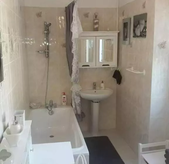 ベッドアンドブレックファースト Sunset House Chambres De Hotes