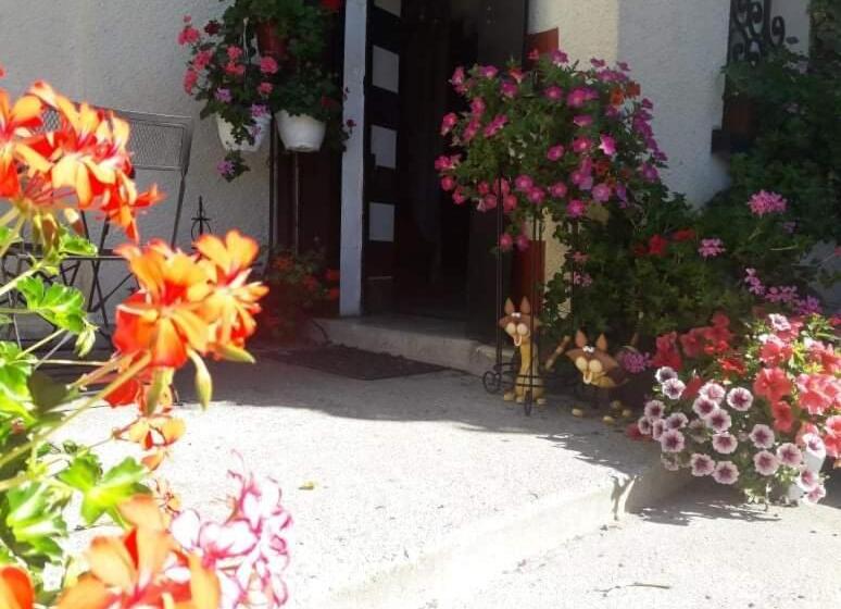 مبيت وإفطار Sunset House Chambres De Hotes