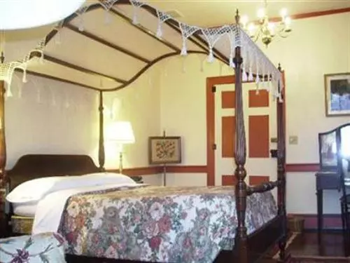 Bed and Breakfast The Fairfield Inn